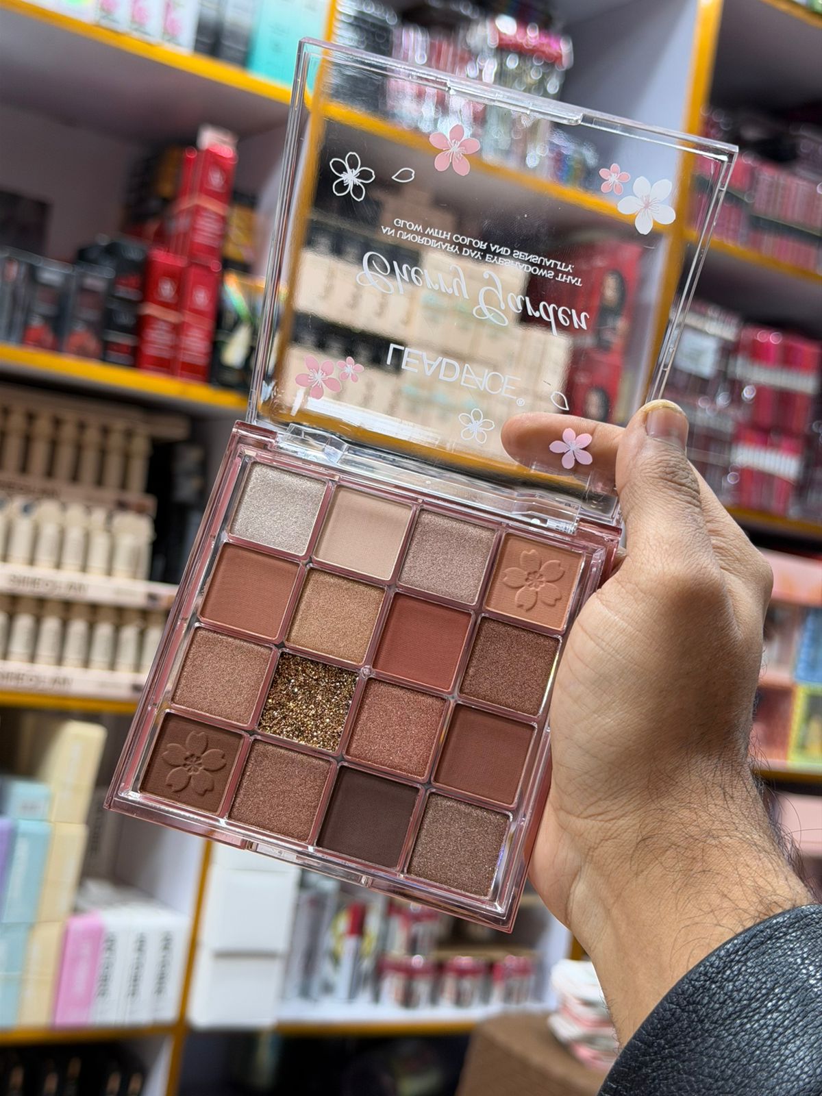 LEAD FACE 16colors Cherry Garden Eyeshadow Palette - Image 2
